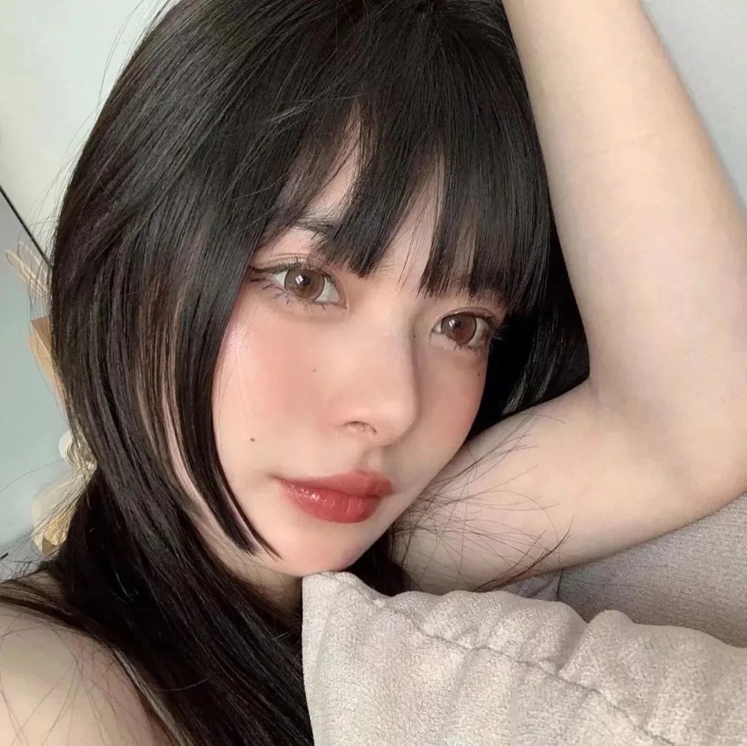 艳丽娇娃
